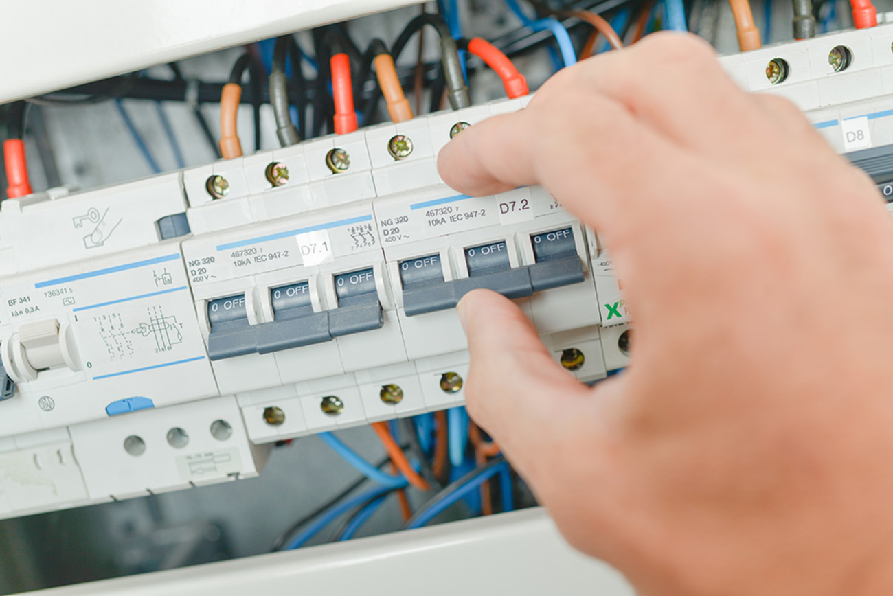 Elektro­installation bei Elektro-Füchse GmbH in Ilmenau